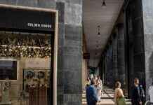 Golden Goose: duur sneakermerk met afgetrapte look is geliefd bij beroemde fans als Taylor Swift