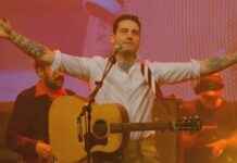 Douwe Bob overwint alcoholverslaving in docuserie Het Jaar van Douwe Bob news-19082024-133856