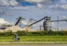 Problemen bij toeleveranciers zand, klei en grind: Bouw dreigt stil te vallen news-09102024-223644