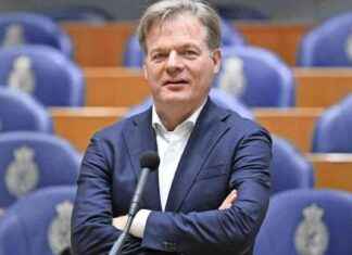 Bezuiniging op onderwijs: OV-kaart voor studenten en NPO opties bezuiniging-op-onderwijs-ov-kaart-voor-studenten-en-npo-opties