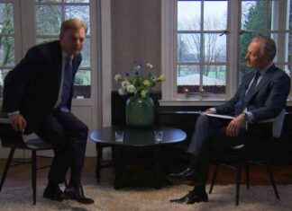 NSC-leider Omtzigt loopt geëmotioneerd weg bij WNL op Zondag interview nsc-leider-omtzigt-loopt-gemotioneerd-weg-bij-wnl-op-zondag-interview