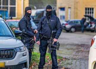 Opsporing en aanhouding van Colombiaanse cocaïnewassers in voormalige melkfabriek Friesland opsporing-en-aanhouding-van-colombiaanse-cocanewassers-in-voormalige-melkfabriek-friesland