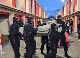 Politie arresteert verdachten bij grootschalige actie tegen smokkelnetwerk politie-arresteert-verdachten-bij-grootschalige-actie-tegen-smokkelnetwerk