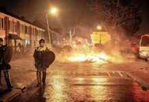 Veiligheid tijdens jaarwisseling: zorgen politie om geweld tegen hulpverleners en vuurwerk. veiligheid-tijdens-jaarwisseling-zorgen-politie-om-geweld-tegen-hulpverleners-en-vuurwerk