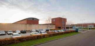 vrouw-beschuldigd-van-moord-op-haar-eenjarige-kind-overlijdt-in-de-gevangenis