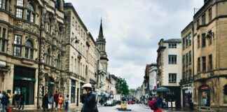 Jake Paul Mike Tyson Hoe Laat Jake Paul Mike Tyson Hoe Laat