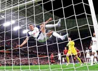 Micky van de Ven heldenrol helpt Spurs Europa League winst tegen Man United micky-van-de-ven-heldenrol-helpt-spurs-europa-league-winst-tegen-man-united