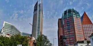 onderwijsorganisaties-protesteren-tegen-bezuinigingen-kabinet